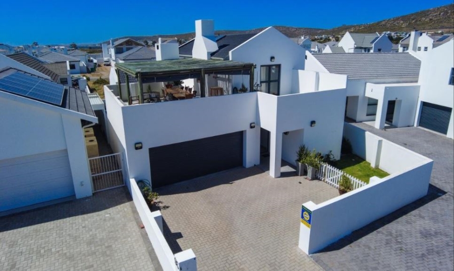 3 Bedroom Property for Sale in Sandy Point Western Cape